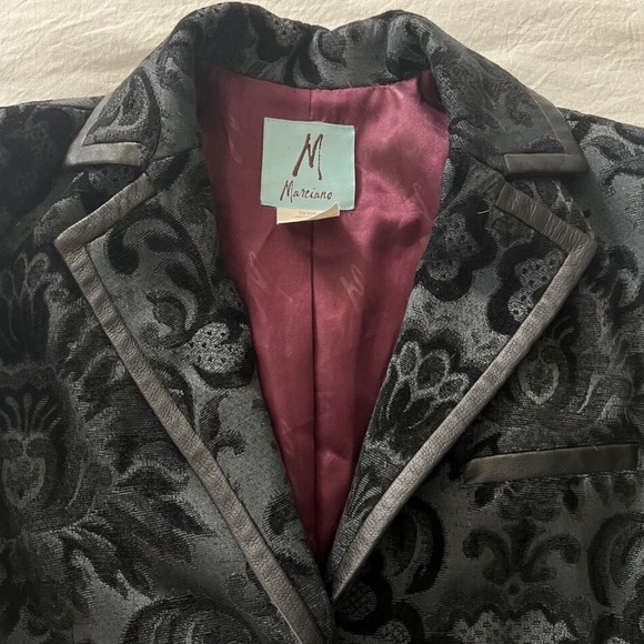Marciano Women’s Black Jacquard Blazer Jacket Leather Trim Tapestry Size 4 - Picture 4 of 11